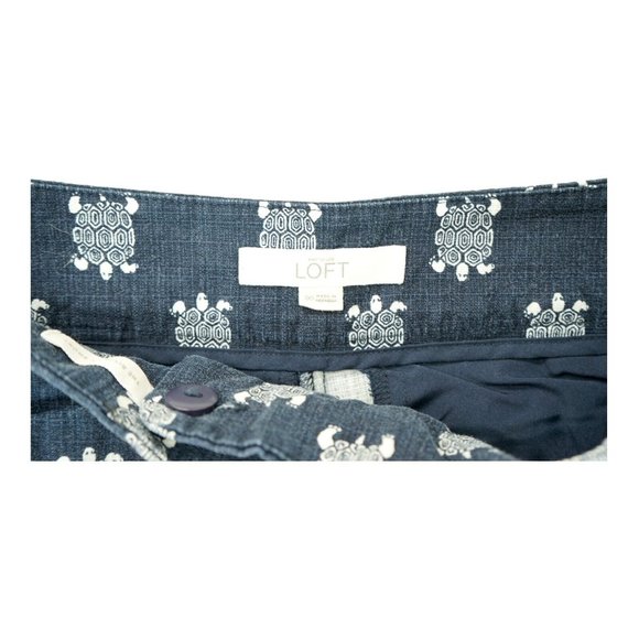 Ann Taylor Loft Shorts Size 00 Women's Navy Blue Turtle Pattern Stretchy (AAV) - Picture 5 of 5